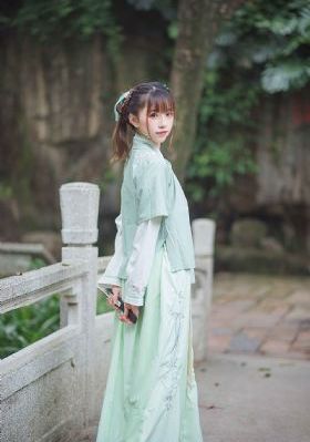 丰满少妇偷人51视频在线观看_国产剧高清完整版播放